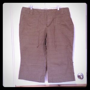 Grey-brown adjustable length capri